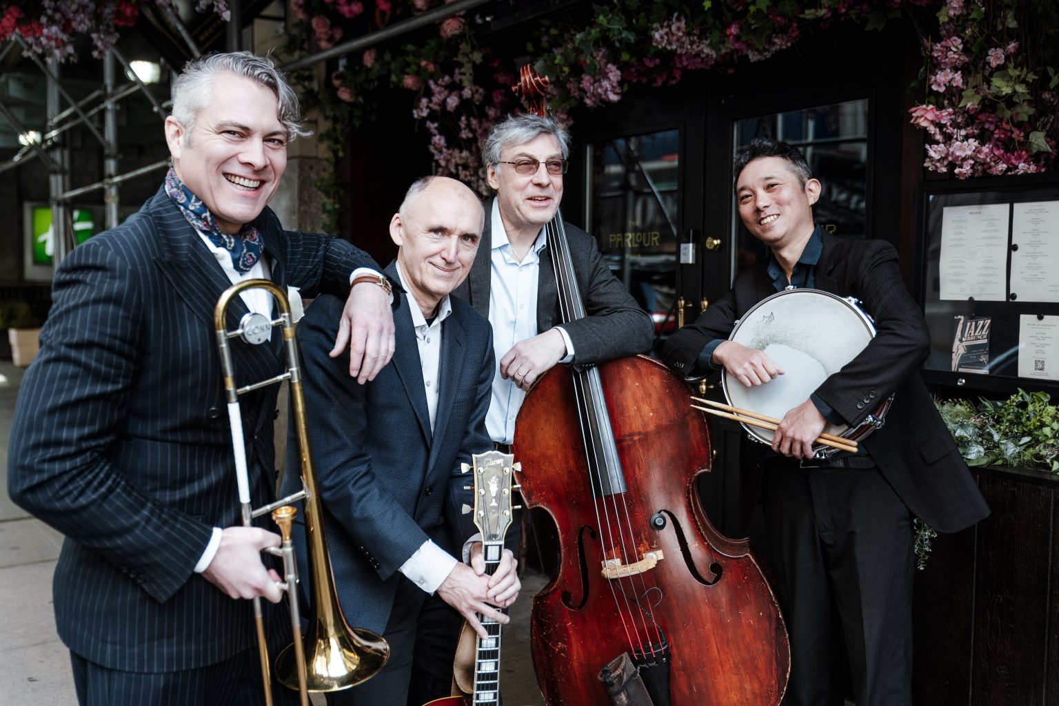 Featuring Michael Arenella & His Dreamland Orchestra